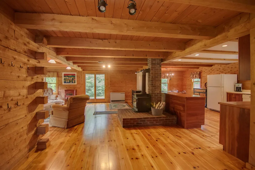 105 Tree Top Estates Haverhill NH 03785