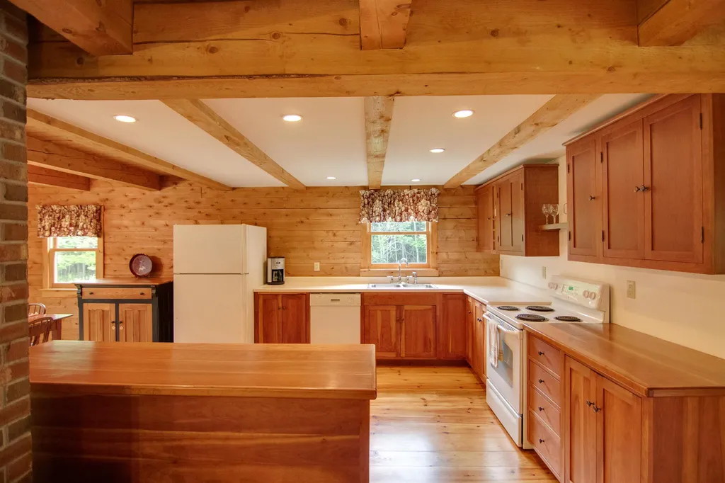 105 Tree Top Estates Haverhill NH 03785