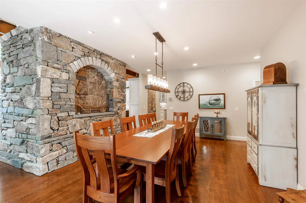 26 Cummings Cove Road Meredith NH 03253