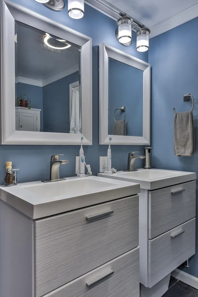 39 Zinn Road Chesterfield NH 03462