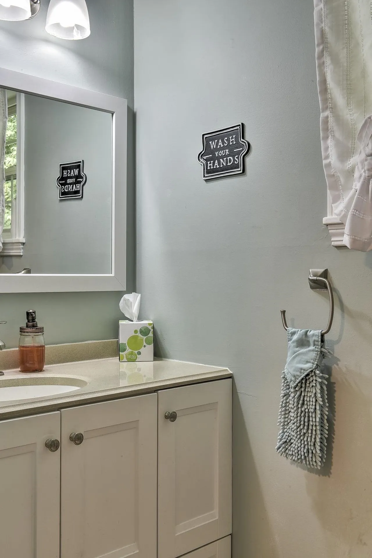 39 Zinn Road Chesterfield NH 03462
