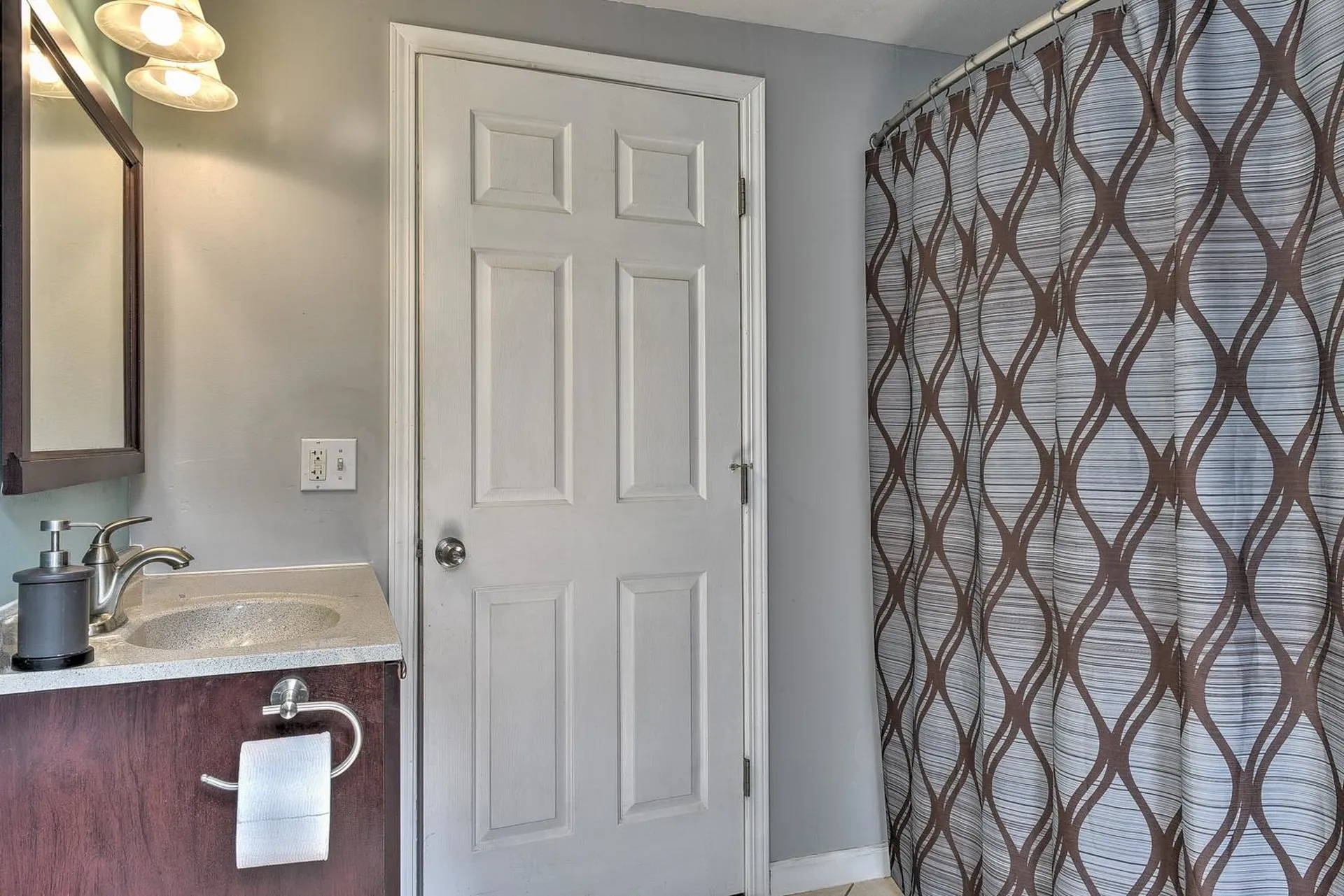 39 Zinn Road Chesterfield NH 03462
