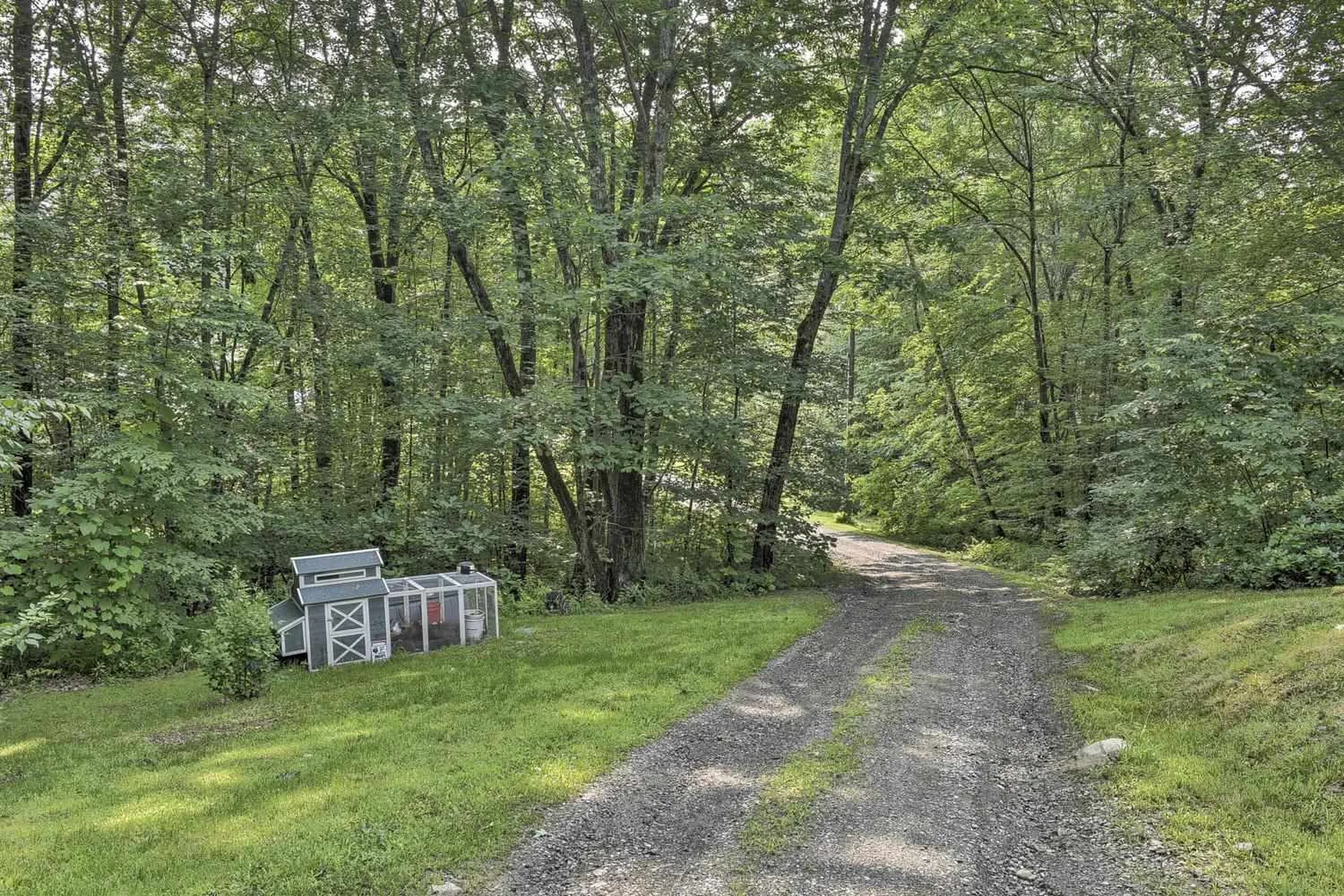 39 Zinn Road Chesterfield NH 03462