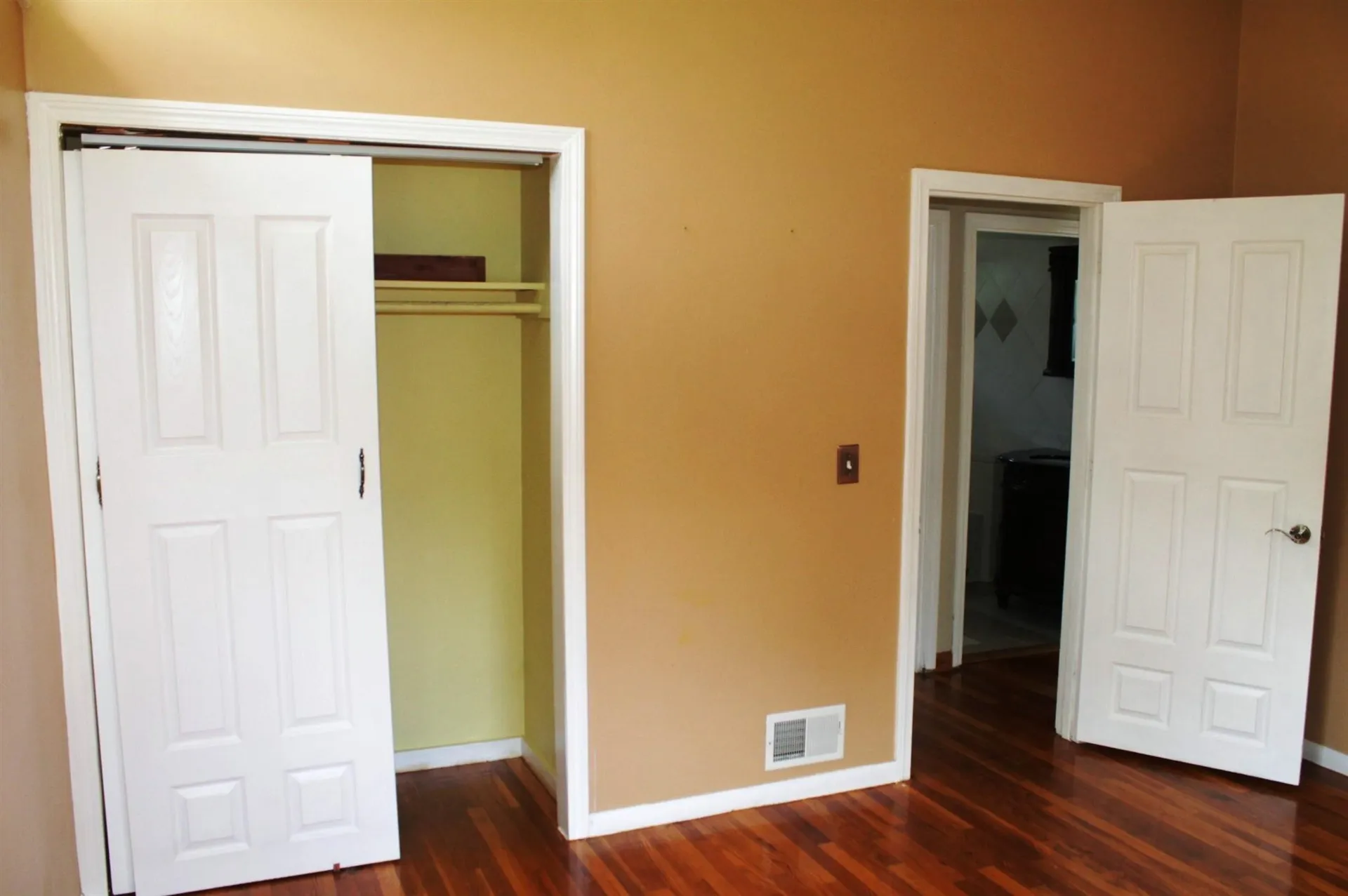 32 Chartrand Street Manchester NH 03103