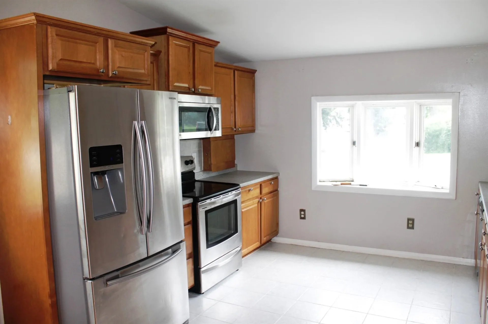 32 Chartrand Street Manchester NH 03103