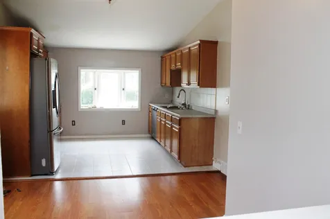 32 Chartrand Street Manchester NH 03103