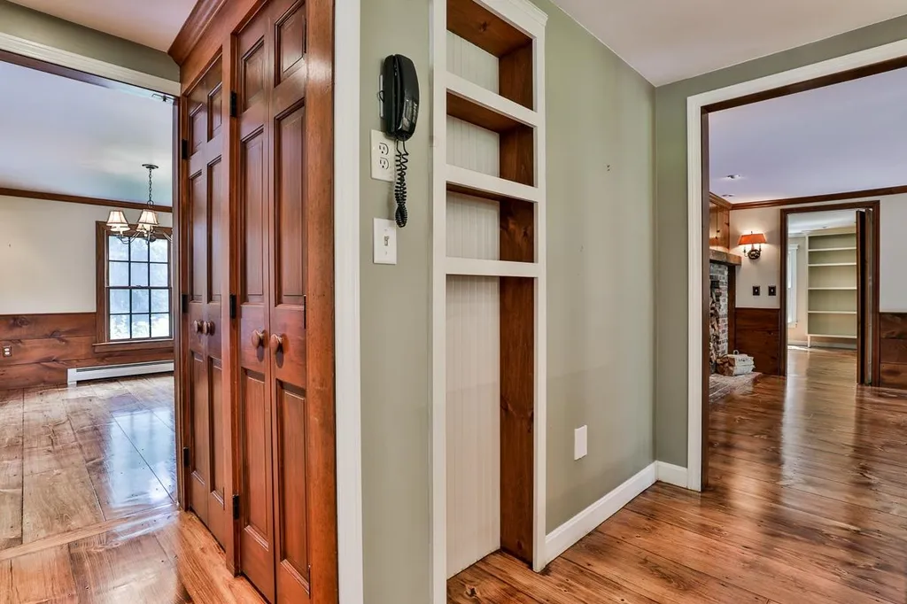 106 Blanford Place Bedford NH 03110