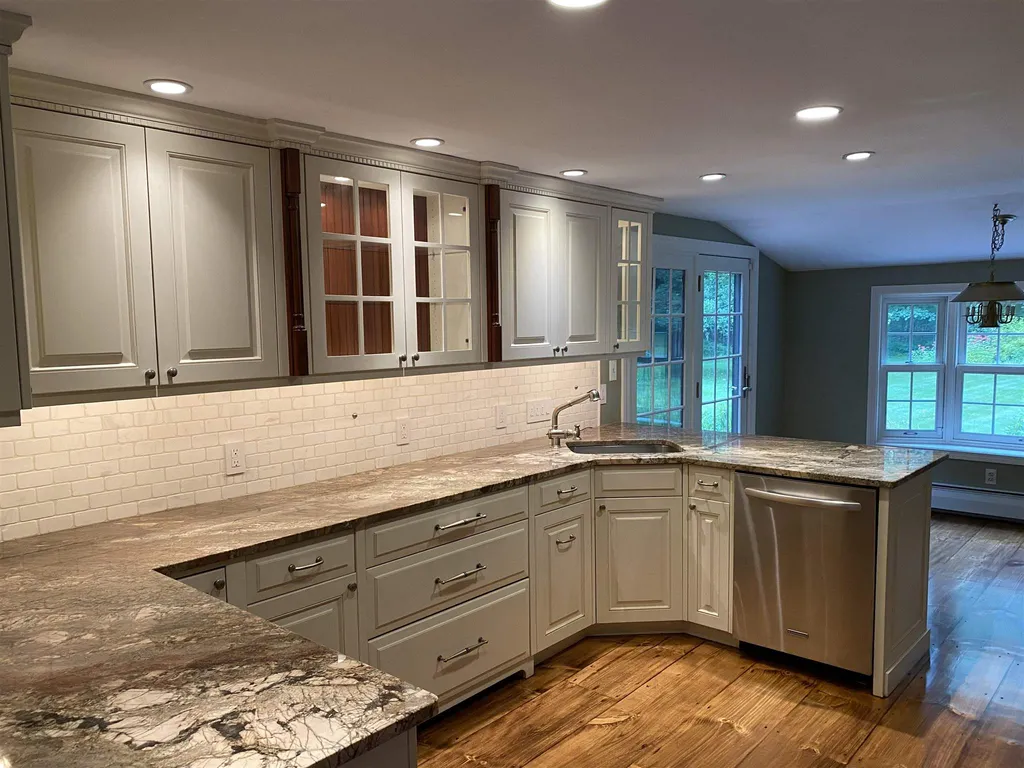 106 Blanford Place Bedford NH 03110