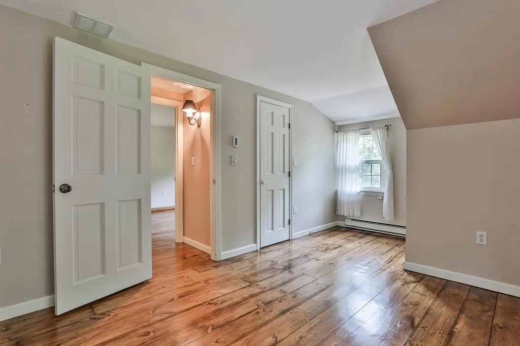 106 Blanford Place Bedford NH 03110