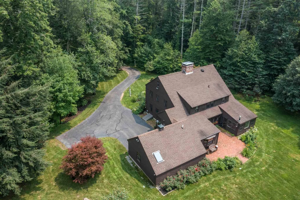 106 Blanford Place Bedford NH 03110