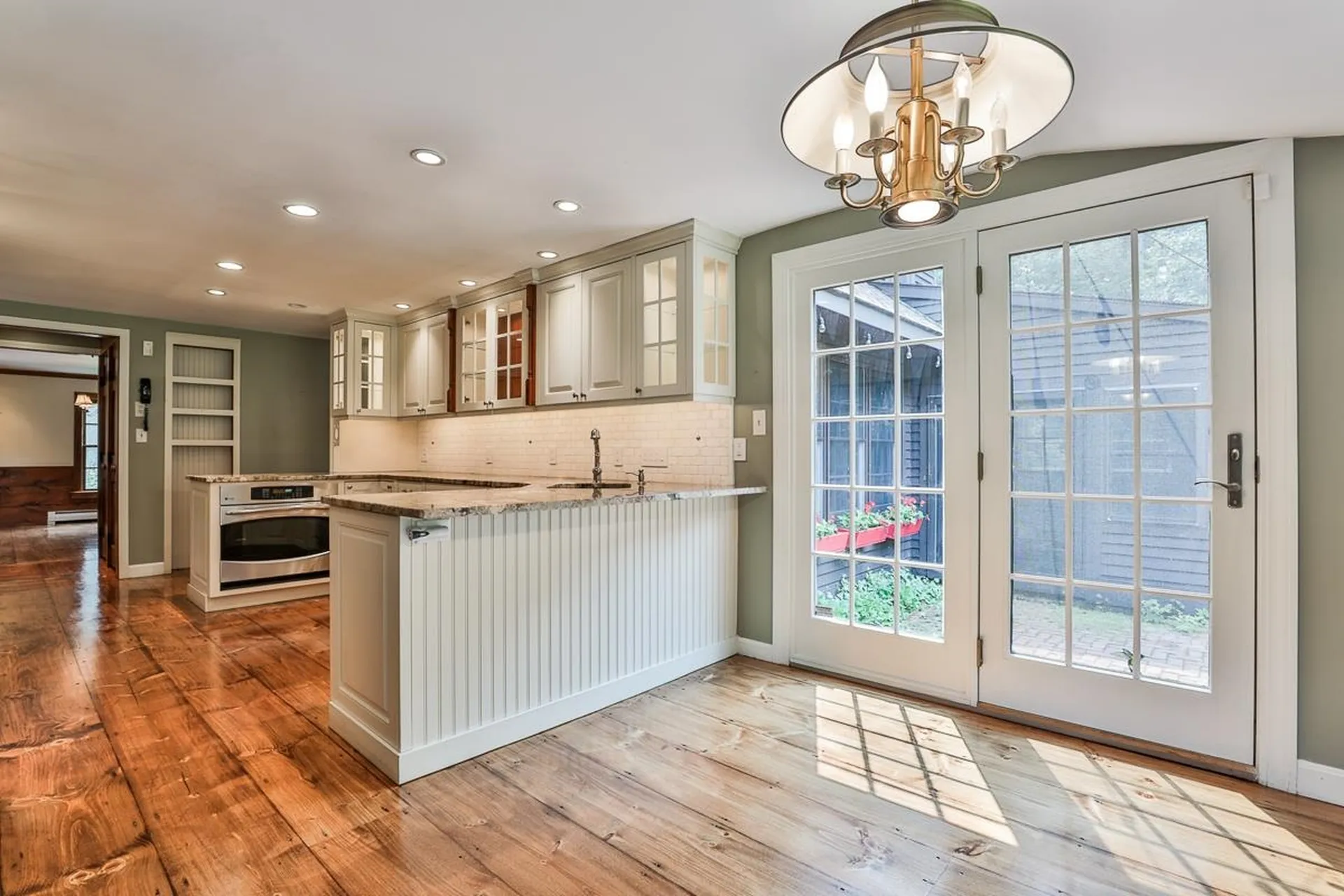 106 Blanford Place Bedford NH 03110