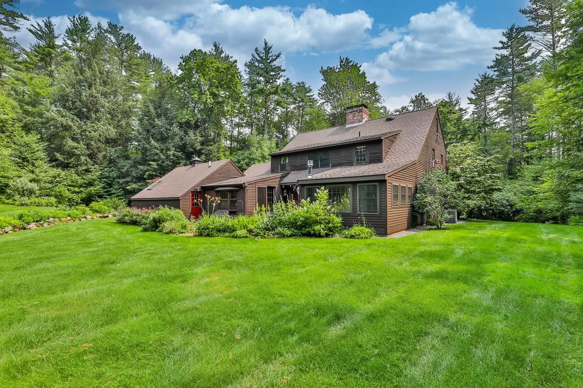 106 Blanford Place Bedford NH 03110