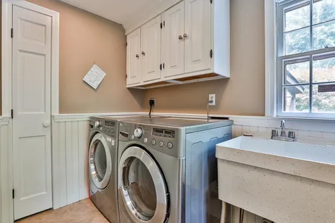 106 Blanford Place Bedford NH 03110