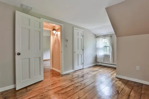 106 Blanford Place Bedford NH 03110