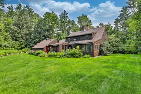 106 Blanford Place Bedford NH 03110