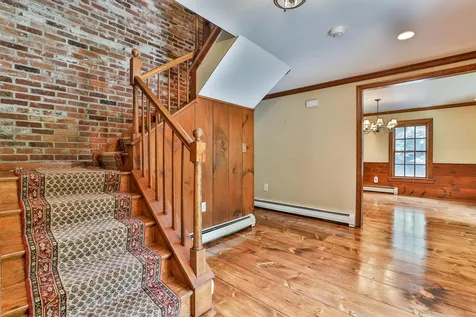 106 Blanford Place Bedford NH 03110