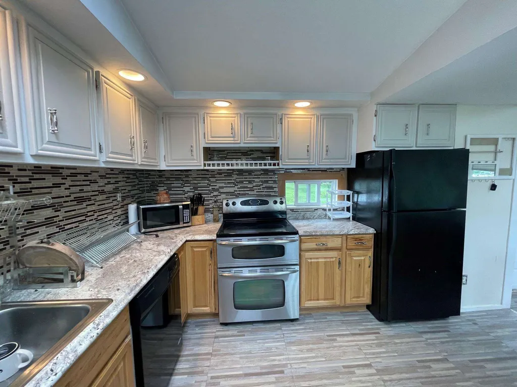 22 Rudsboro Road Lebanon NH 03766