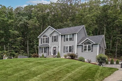 751 Back Mountain Road Goffstown NH 03045