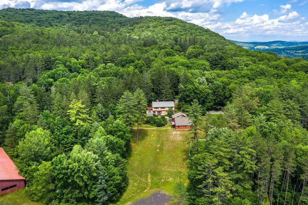 121 Frenchs Road Woodstock VT 05091