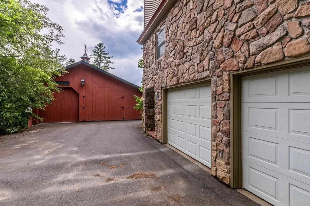 121 Frenchs Road Woodstock VT 05091