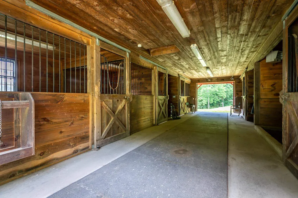 121 Frenchs Road Woodstock VT 05091