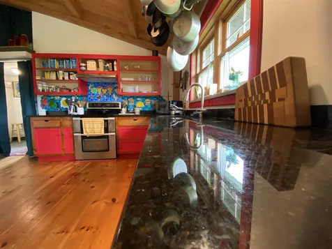 89 Hanson Drive Greensboro VT 05841