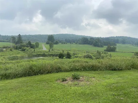 89 Hanson Drive Greensboro VT 05841