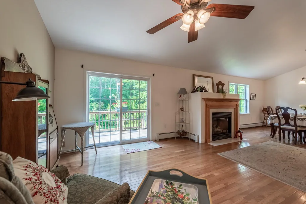35 Messer Road Sunapee NH 03782
