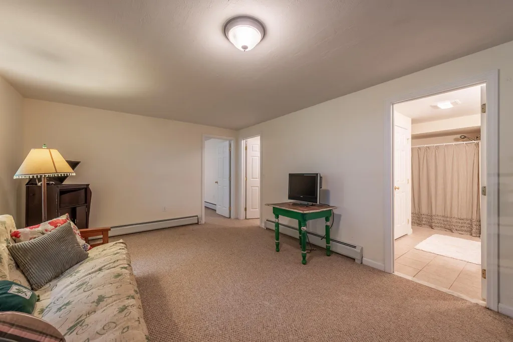 35 Messer Road Sunapee NH 03782