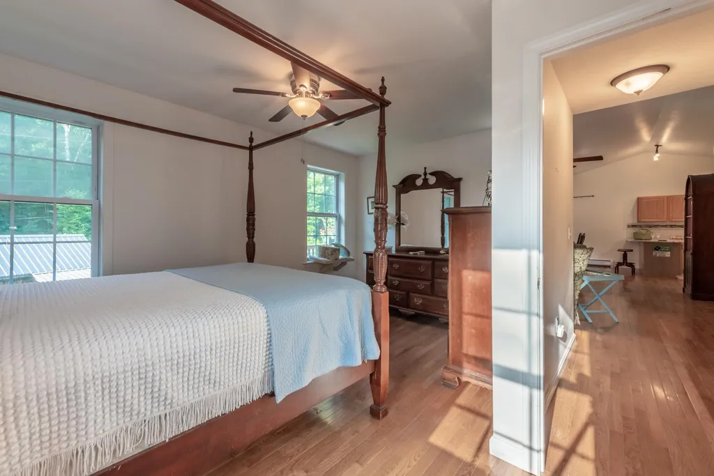 35 Messer Road Sunapee NH 03782