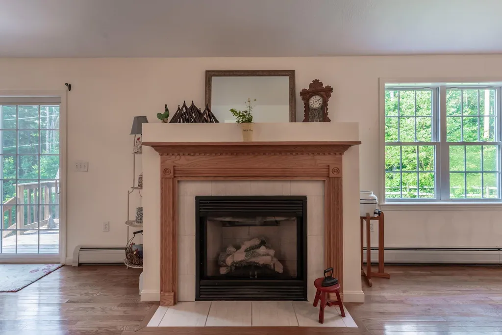 35 Messer Road Sunapee NH 03782