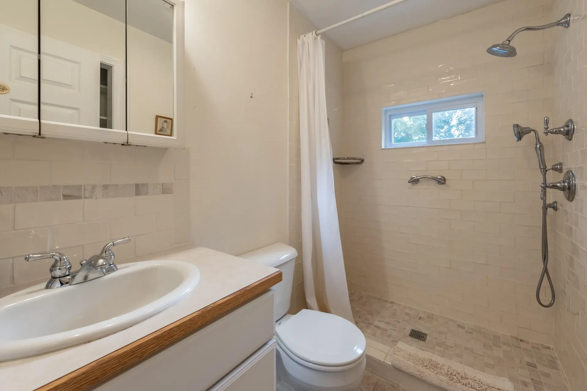 35 Messer Road Sunapee NH 03782