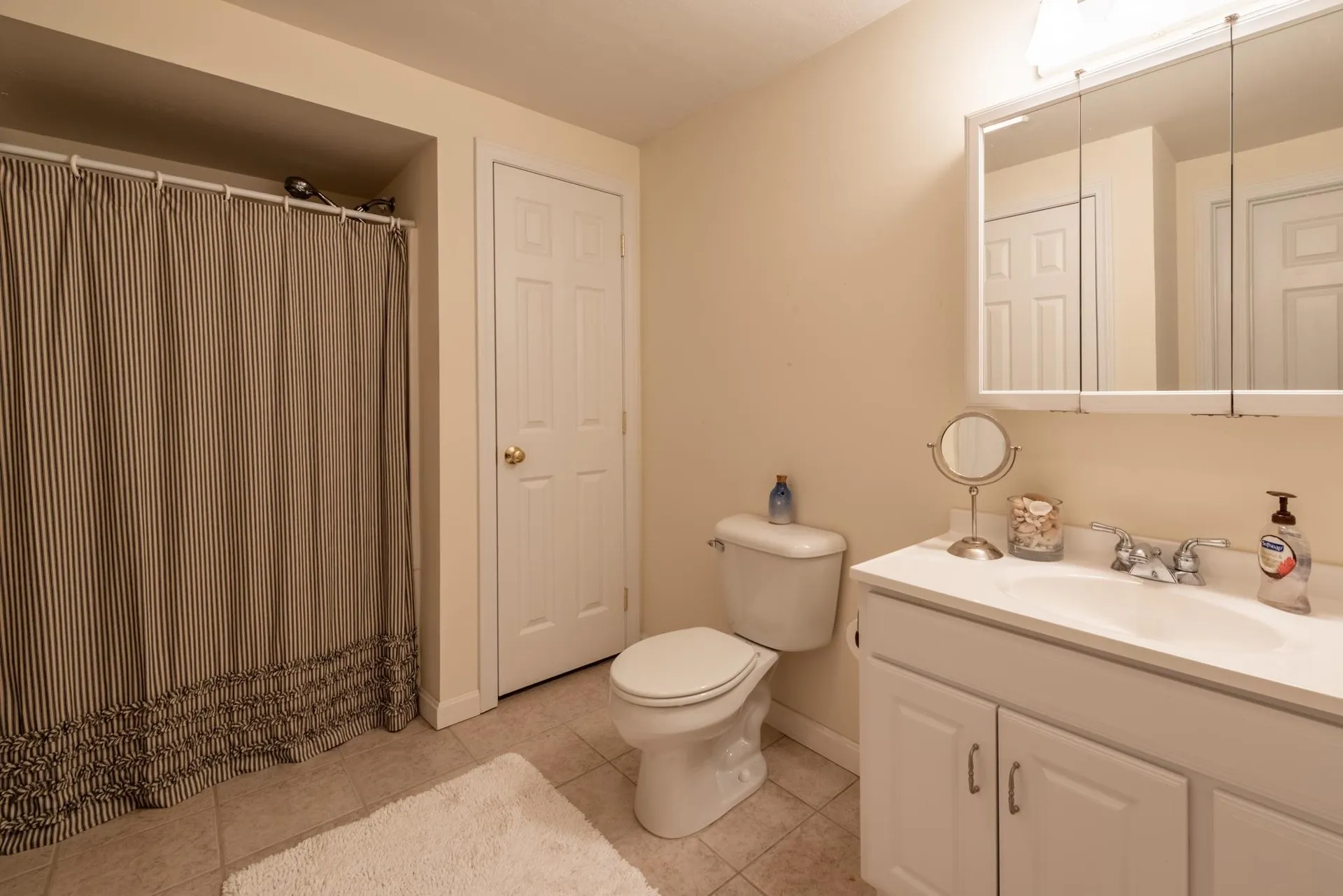 35 Messer Road Sunapee NH 03782