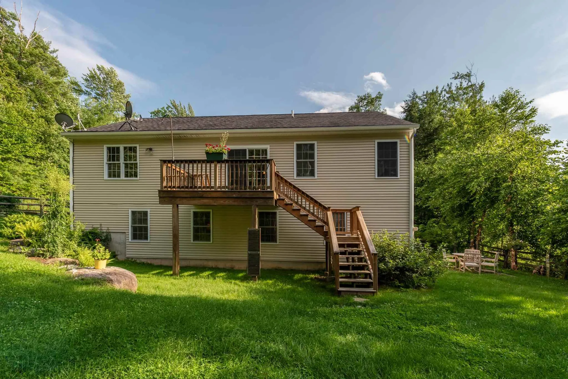35 Messer Road Sunapee NH 03782