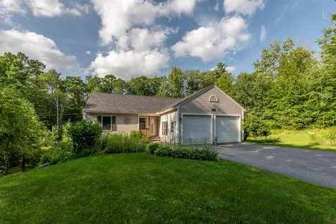 35 Messer Road Sunapee NH 03782