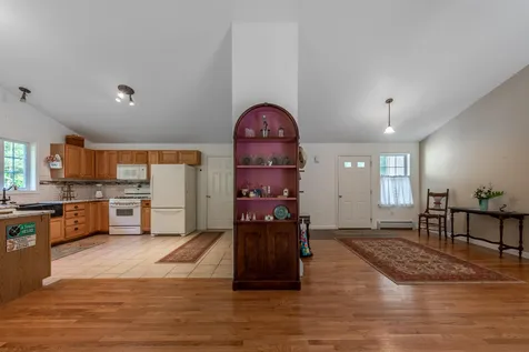 35 Messer Road Sunapee NH 03782