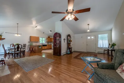 35 Messer Road Sunapee NH 03782