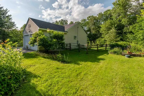 35 Messer Road Sunapee NH 03782