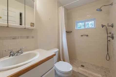35 Messer Road Sunapee NH 03782