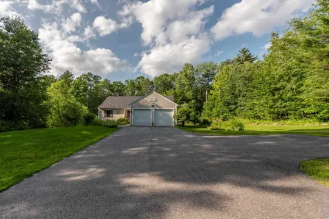 35 Messer Road Sunapee NH 03782