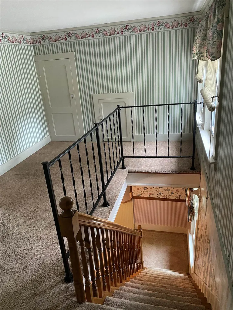 12 Elmwood Avenue Dover NH 03820