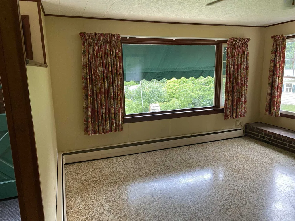 12 Elmwood Avenue Dover NH 03820