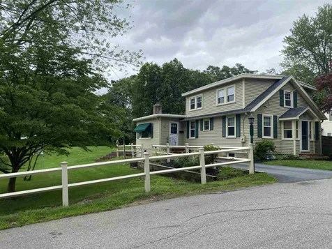 12 Elmwood Avenue Dover NH 03820