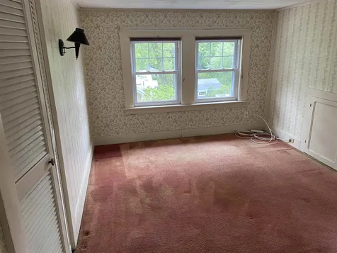 12 Elmwood Avenue Dover NH 03820