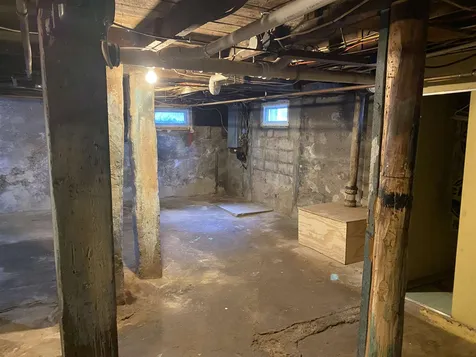 12 Elmwood Avenue Dover NH 03820