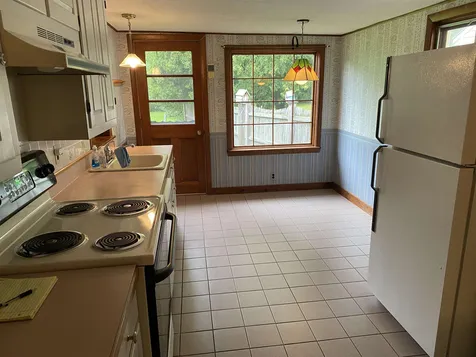 12 Elmwood Avenue Dover NH 03820