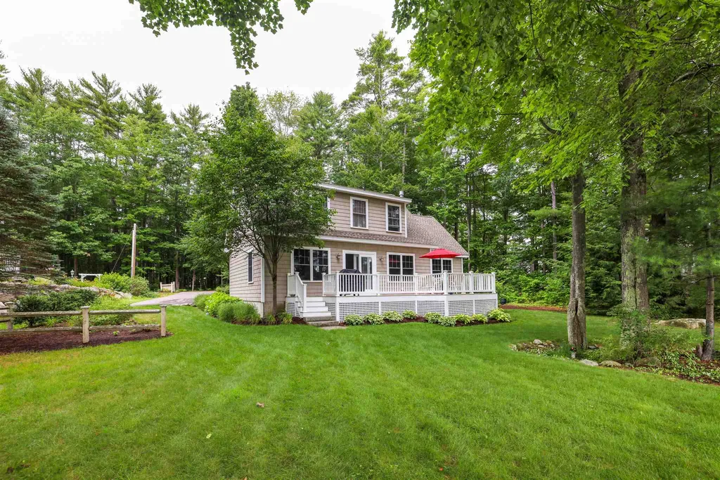 2 Tetherly Road Wolfeboro NH 03894