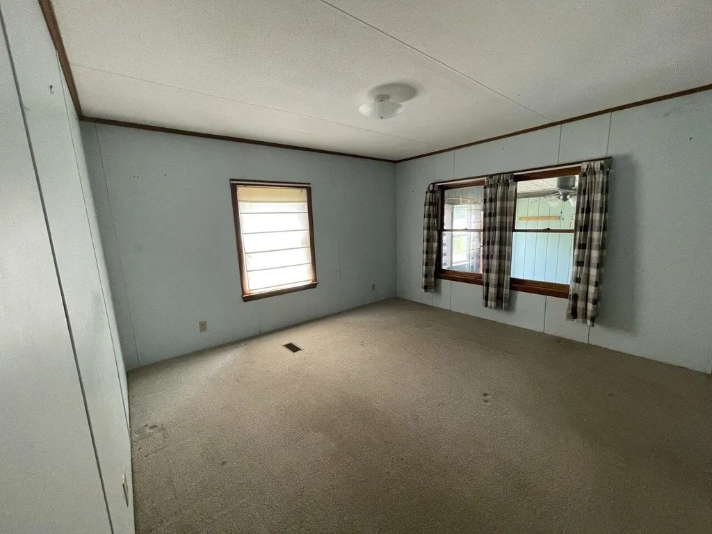 37 Donaldson Road Grand Isle VT 05458