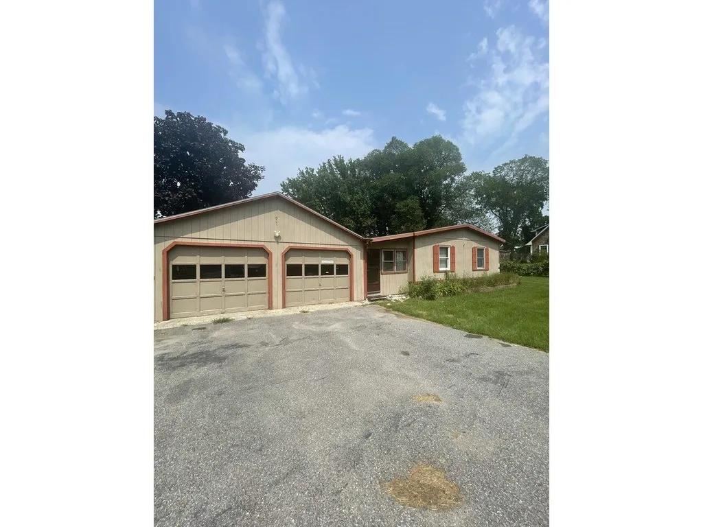 37 Donaldson Road Grand Isle VT 05458