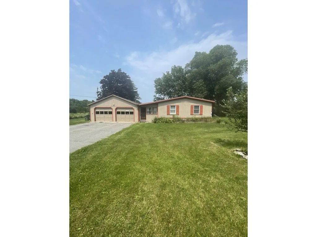 37 Donaldson Road Grand Isle VT 05458